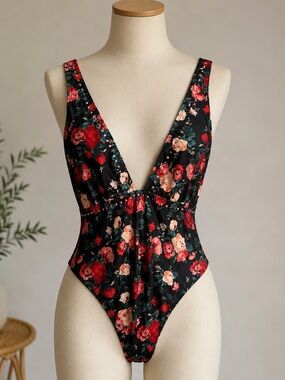 Primark Black Floral Plunge One Piece Swimsuit | Stud Detail | Size US 16